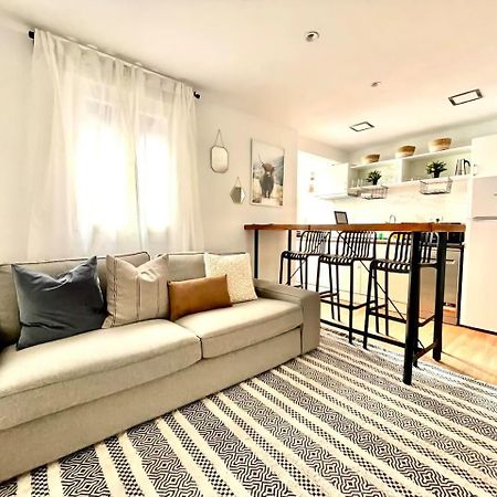 Moderno Apartamento Cerca Del Metro Бильбао Экстерьер фото