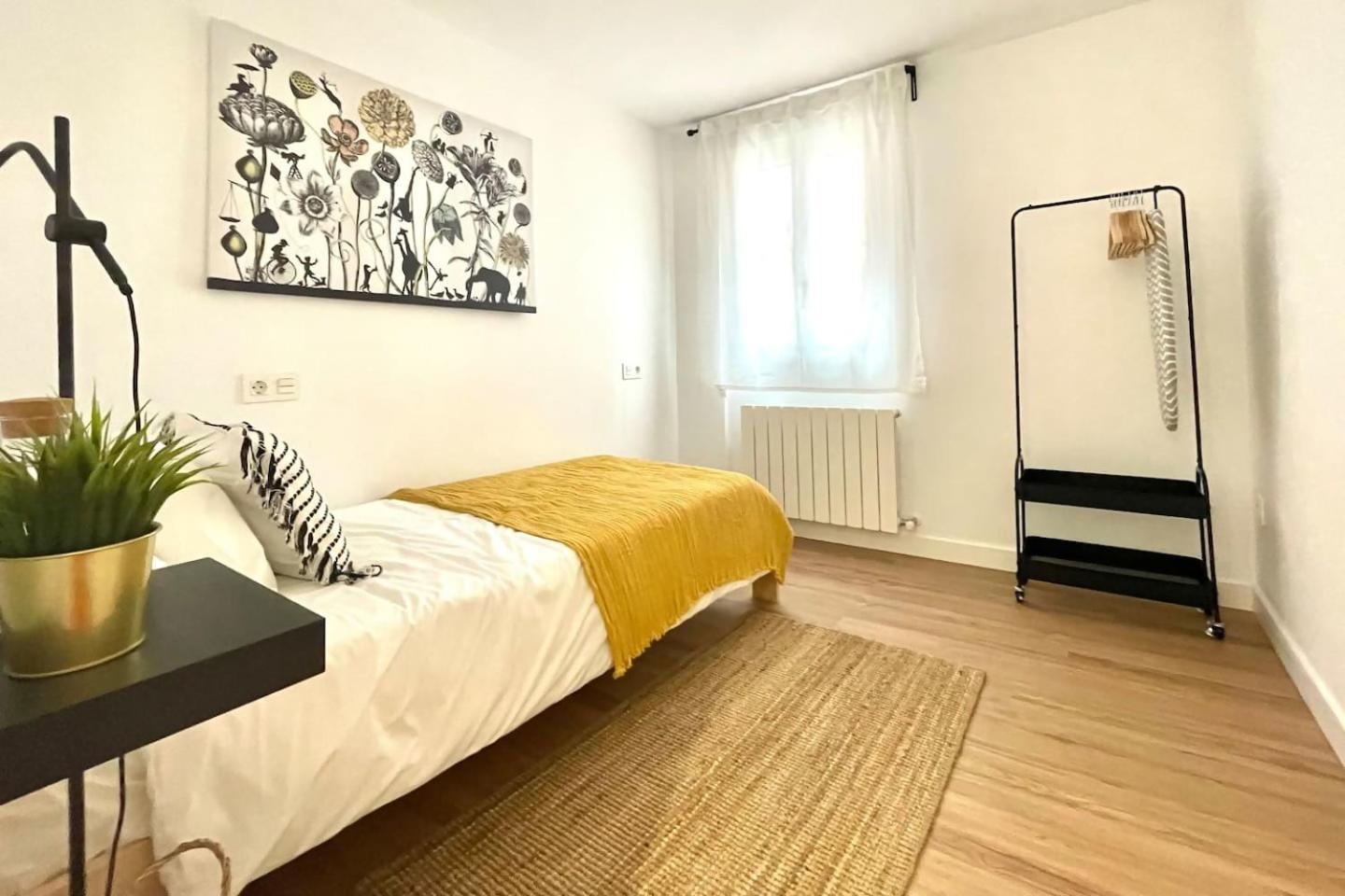 Moderno Apartamento Cerca Del Metro Бильбао Экстерьер фото